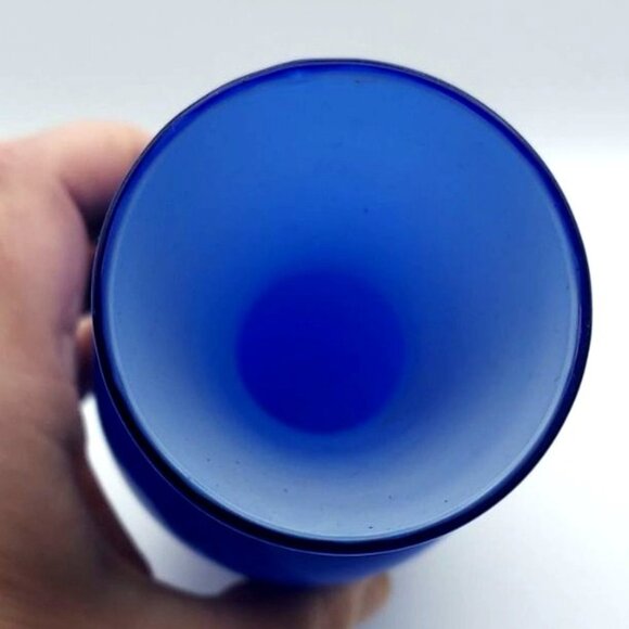 Vintage Hand Blown Cobalt Blue Cased Glass Bottle Vase Mid-Century Modern - Picture 5 of 6